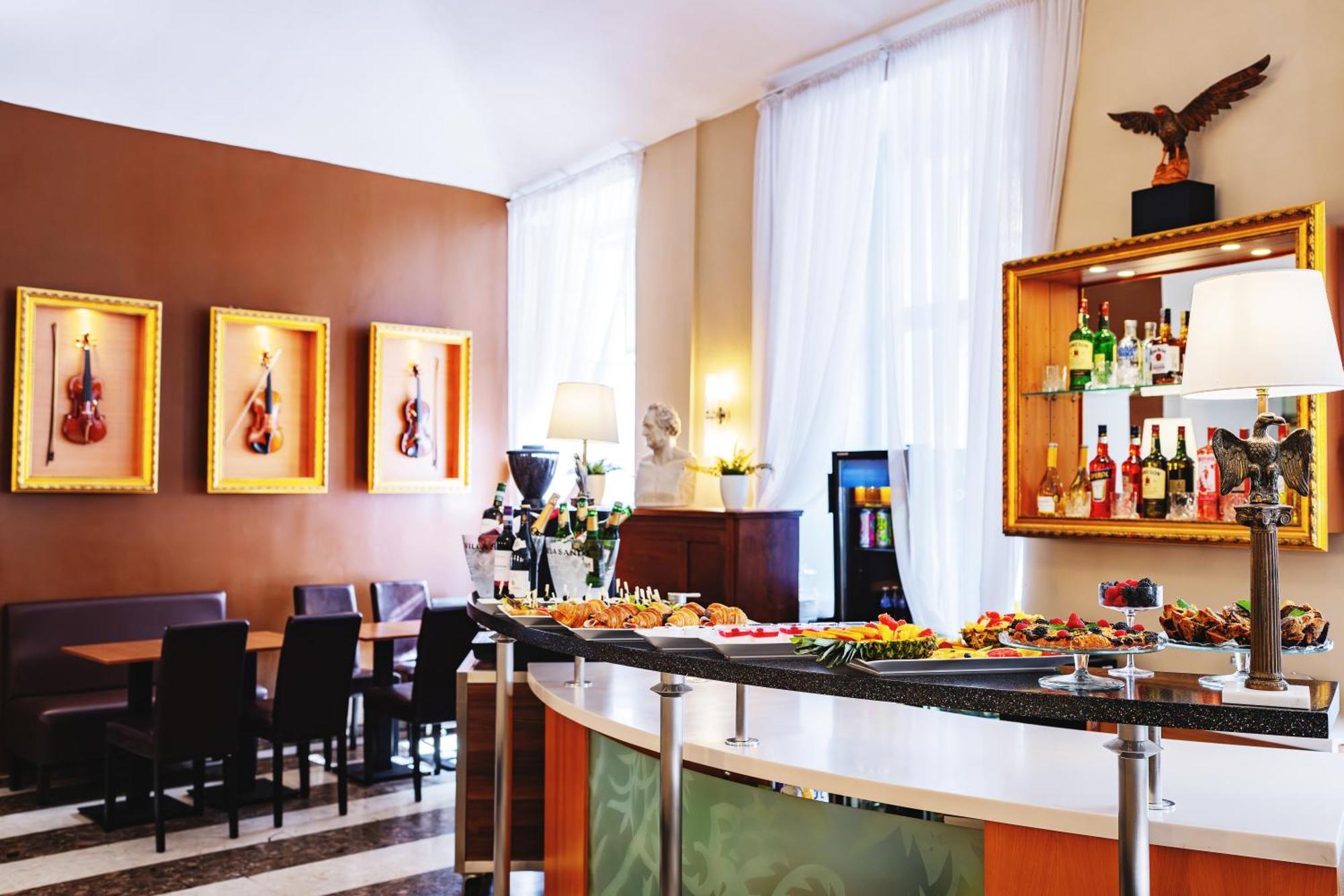 Adler 4* Prag